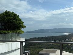 -瑰丽酒店·海吧·天际下午茶·现场DJ·天台酒吧