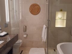 -青岛海尔洲际酒店