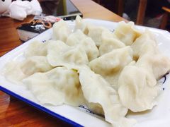 猪肉白菜水饺-乐回头饺子店