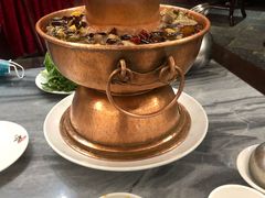 -蔼若春.传承三十年云南菜(金碧公园店)