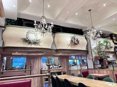 -玛格萝妮比萨屋(四平店)