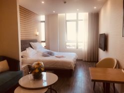 -海豚湾高端月子会所(黄浦店)