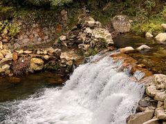 -燕子河大峡谷天坑仙境