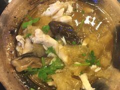 -J Daeng Seafood