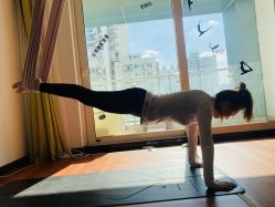-Yvon yoga 瑜伽·精准体态管理中心