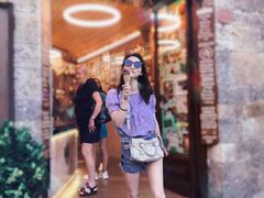 -Gelateria Dondoli