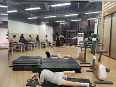 -锐博康复门诊(徐汇店)