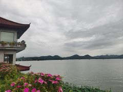 -湖畔居茶楼(湖滨店)