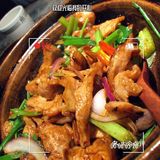 冬天吃啫啫煲，走起[加油]