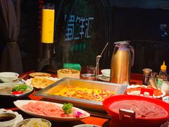 -二荆条·蜀鲜汇城市森林火锅