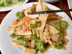 -老街坊餐吧