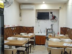 -广东小美食(果戈里大街店)