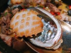 东海鲍鱼煨土鸡-望湘园·洞庭渔宴(浦江欢乐颂店)