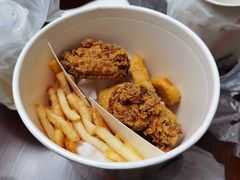 -麦当劳(长兴路万达店)