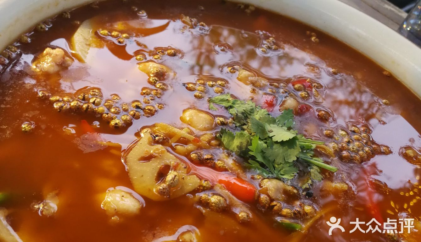 享受美食与美景