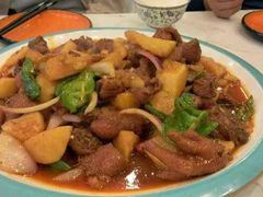 -乡村馕坑肉·烧烤·新疆菜·本地人更爱吃(阿勒泰首店)