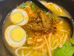 -桂在香知桂林米粉(红博中央公园店)