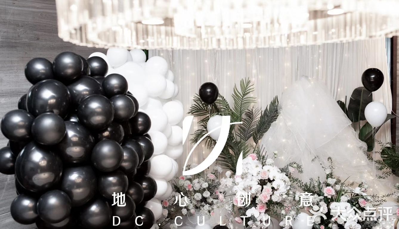 一场浪漫的求婚仪式应该是每个女生都想要的吧