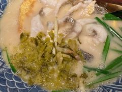 -荣家黄鱼面(前滩太古里店)