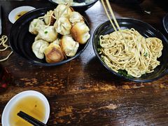 -赵宝美煎包店