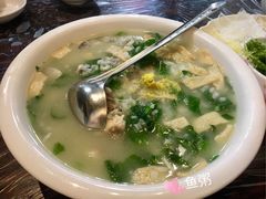 鱼头粥-官塘锋记鱼生·生腌·砂锅粥(牌坊街店)