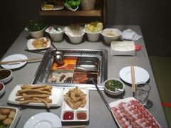 -海底捞火锅(宝龙广场夜宵主题店)