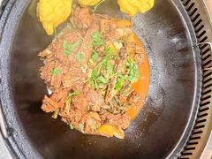 -靠山屯东北铁锅炖(东北菜，古美西路店)
