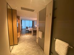 -上海新国际博览中心城际酒店