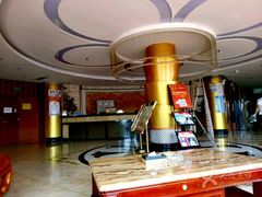 -红街养生休闲会所(红街商业广场店)