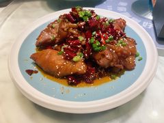 张家沱香辣蹄-懒人盐府人家(航天桥店)