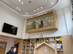 -蒙蒙狮蒙台梭利儿童之家