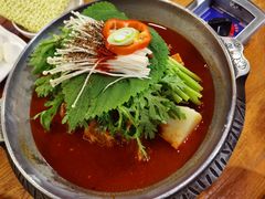 -喇喇排骨火锅·传统韩式脊骨汤(望京西园总店)