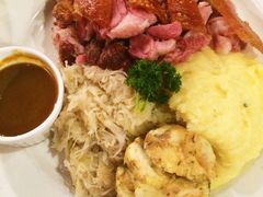 烤猪肘-皇冠自酿啤酒坊(中国红街5号楼店)