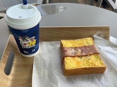 -瑞幸咖啡(卓越前海INTOWN店)