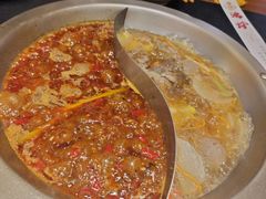 -沸炉重庆老火锅(军事博物馆店)