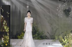 -欣薇婚纱(新源乐汇城店)