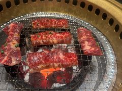 -山川小町·极番烧肉(新地假日广场店)