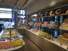 零售区-好利来(四季青店)