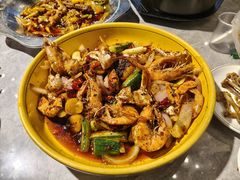 -休记光头香辣蟹干锅店(衣冠庙店)