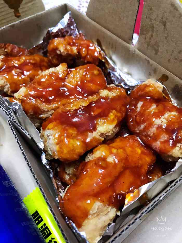 明洞街韩国炸鸡(高新店)-"炸鸡本身从韩国来"我曾经跨过山河大海".