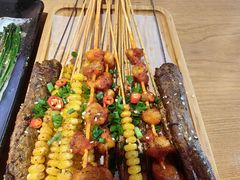 -三顾烤庐·烤鱼·烧烤·龙虾(奉贤店)