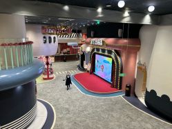 -奈尔宝家庭中心·亲子餐厅(鄞州万达店)