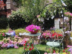 -常熟路(地铁站)