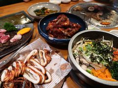 -草家酱蟹炭火烤肉店(珲春南路一店)