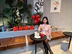 -HUG·拥抱咖啡(郑州宝龙广场店)