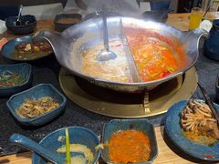 -湊湊火锅·茶憩(南京东路悦荟店)