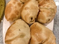 -汗腾格里·风味餐厅(新疆驻京办店)