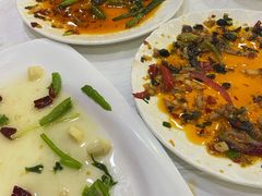 -乡土特色.冷锅鱼.牦牛肉汤锅