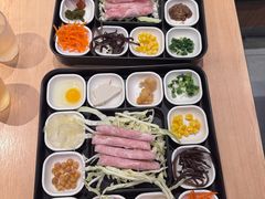 -阿香米线(闸北大润发店)