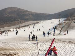-秦皇古道滑雪场